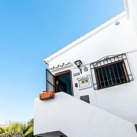 Sea View Capistrano Village Nerja